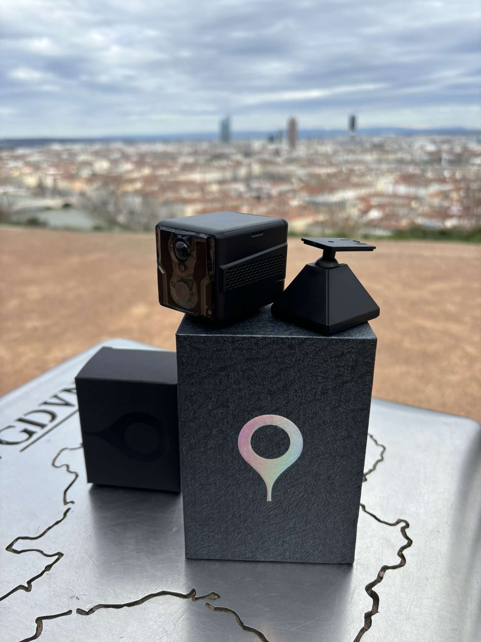 Pack of 4G Camera + GPS Tracker (Save €20.00)